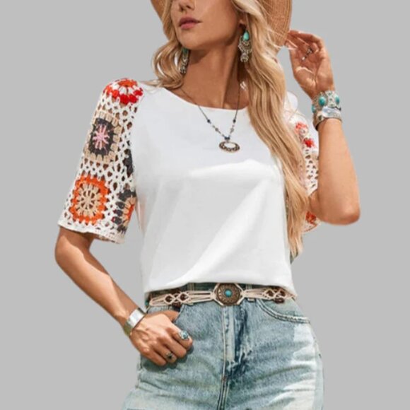 NWT Boho Crochet Sleeve Top - Picture 3 of 4